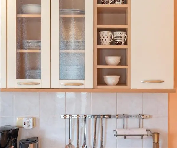 The Old Town View Apartment, 5 Min Walk, Parking Τρογκίρ