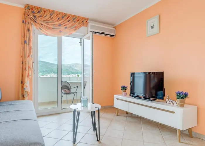 アパート The Old Town View Apartment, 5 Min Walk, Parking トロギール