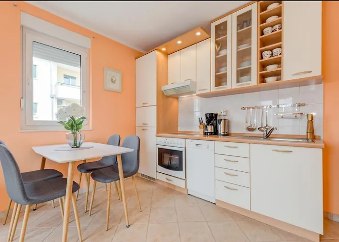 Apartament The Old Town View Apartment, 5 Min Walk, Parking Trogir